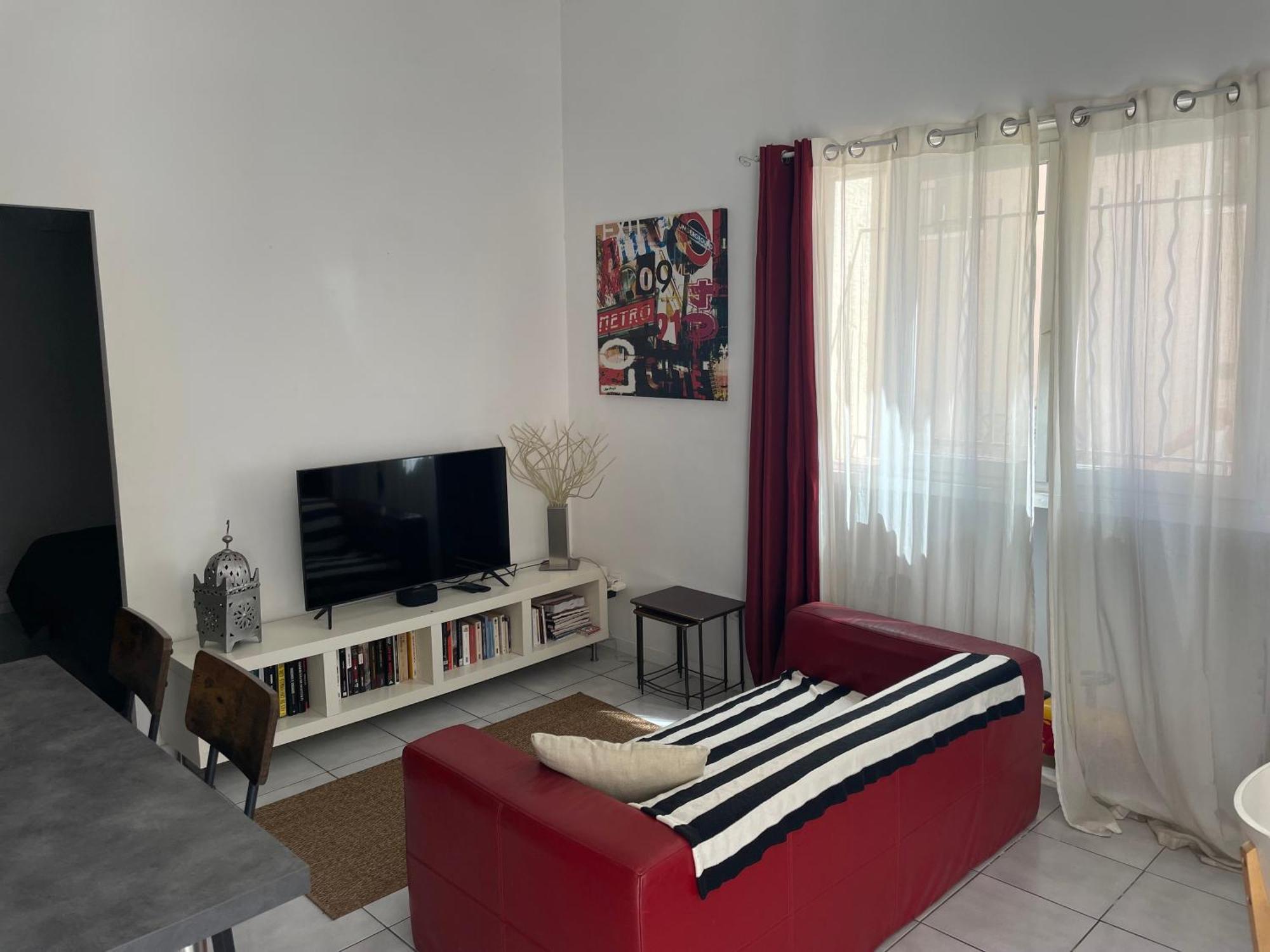 Chez Georges Apartment